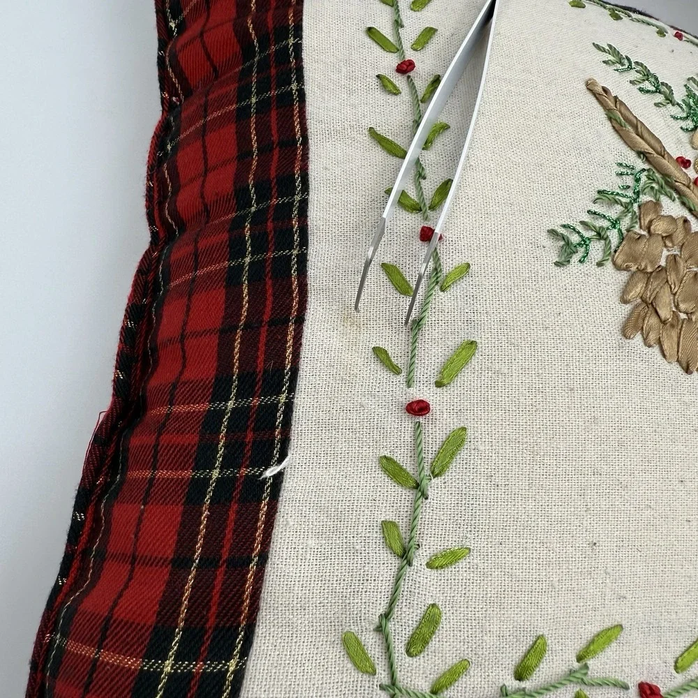 Christmas Throw Pillow Embroidered Quilted Plaid 3D Folksy Rustic Acorn Tree‎